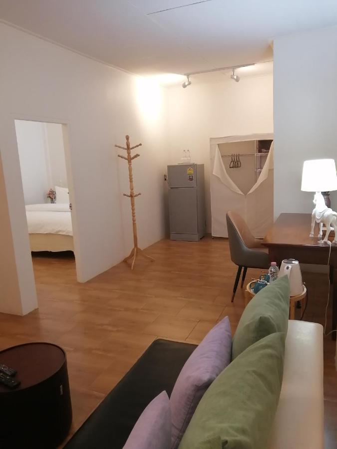 Rynn Hotel ترات المظهر الخارجي الصورة